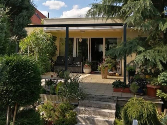 pergola se zahradou